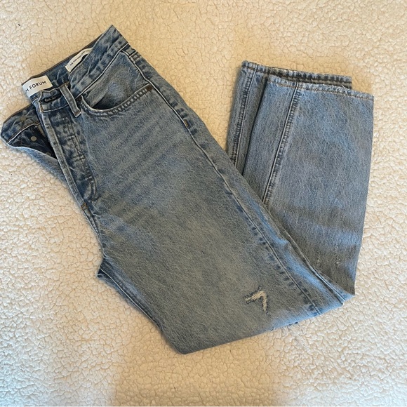 aritzia denim forum ripped jeans - Picture 3 of 4